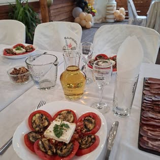 Кетъринг мезе